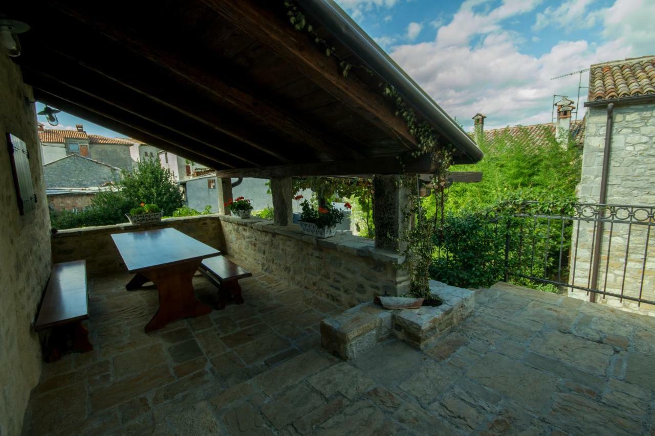 Holiday Homes Poli Svetega Antona Gracisce Экстерьер фото