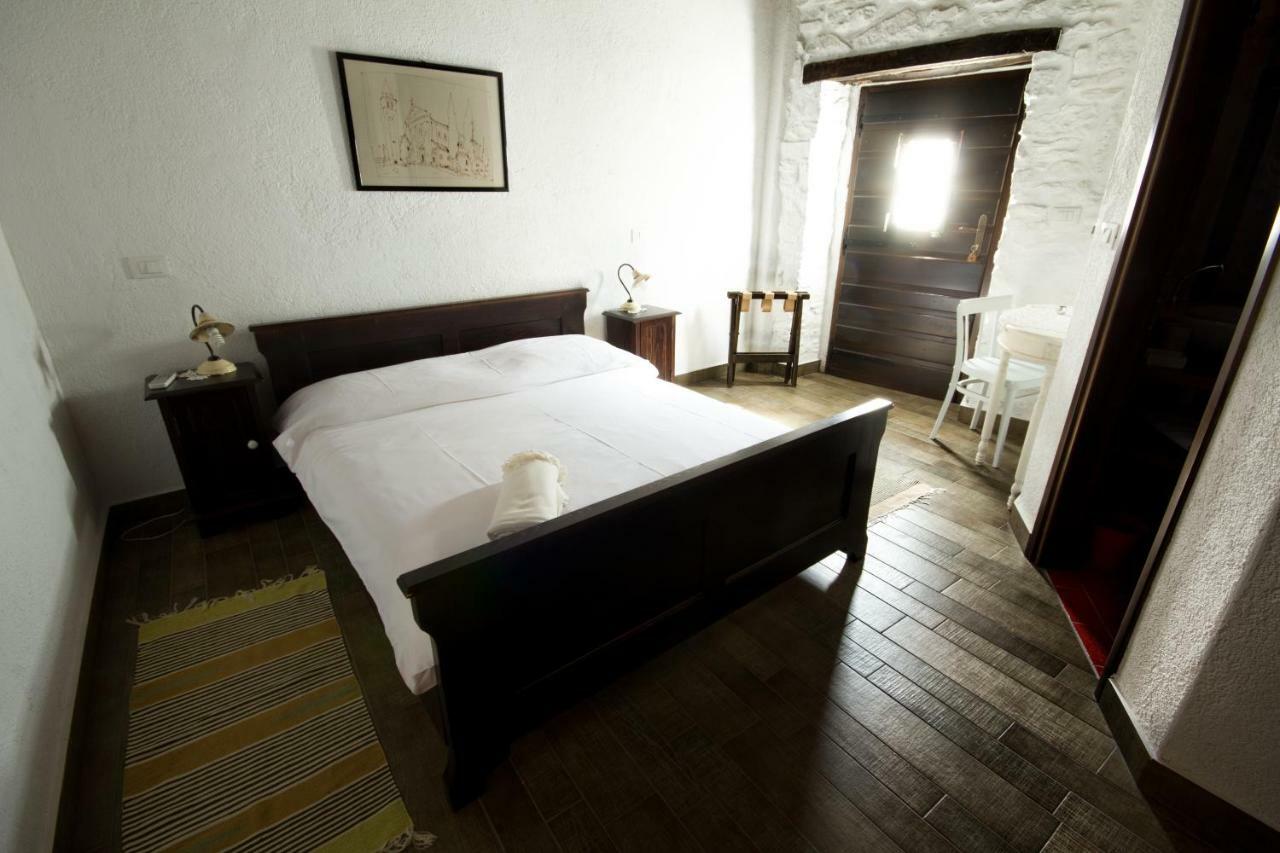 Holiday Homes Poli Svetega Antona Gracisce Экстерьер фото